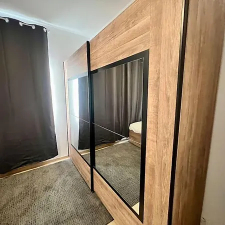 Apartamento Modern Business Flat - Courts Et Moyens Séjours *