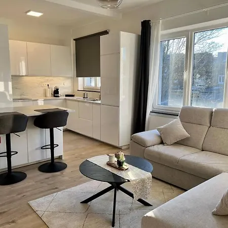 Modern Business Flat - Courts Et Moyens Sejours * לייז'